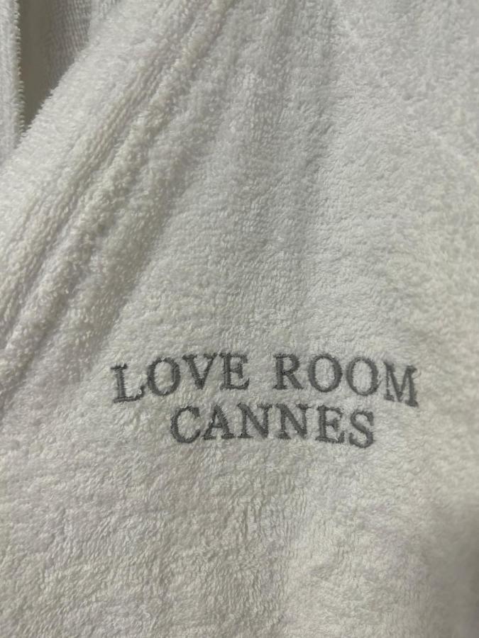Love A - 25m2 Pour 2 Personnes Avec Un Jacuzzi Prive